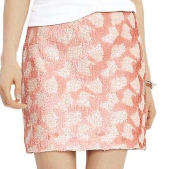 Banana Republic Dresses & Skirts - NEW Banana Republic Pink Ivory Sequin Mini Skirt